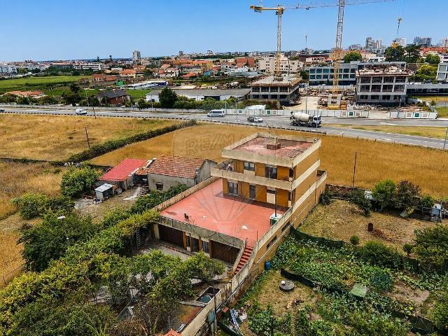Moradia T4 à venda em Póvoa de Varzim, Beiriz e Argivai, Póvoa de Varzim RE/MAX Portugal