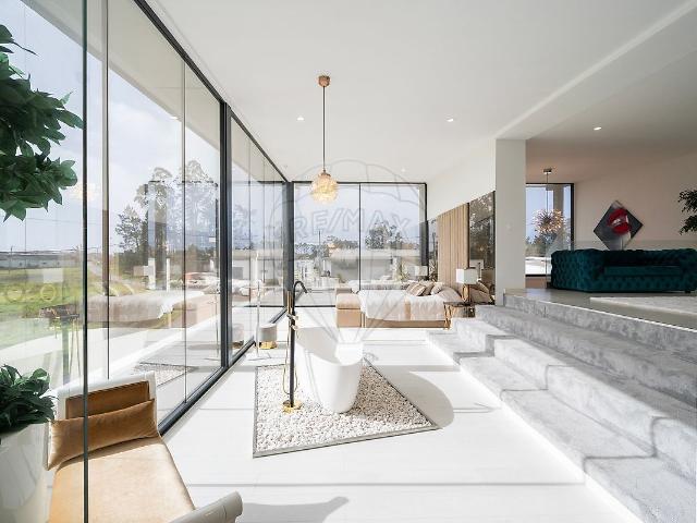 Moradia T4 à venda em Ponte de Vagos e Santa Catarina, Vagos RE/MAX Portugal