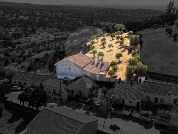 Moradia T4 à venda em Portel