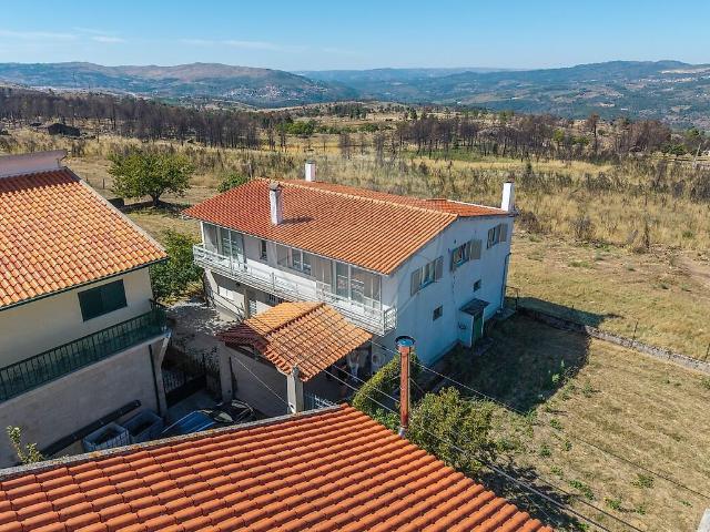 Moradia T4 à venda em Paredes da Beira, São João da Pesqueira RE/MAX Portugal