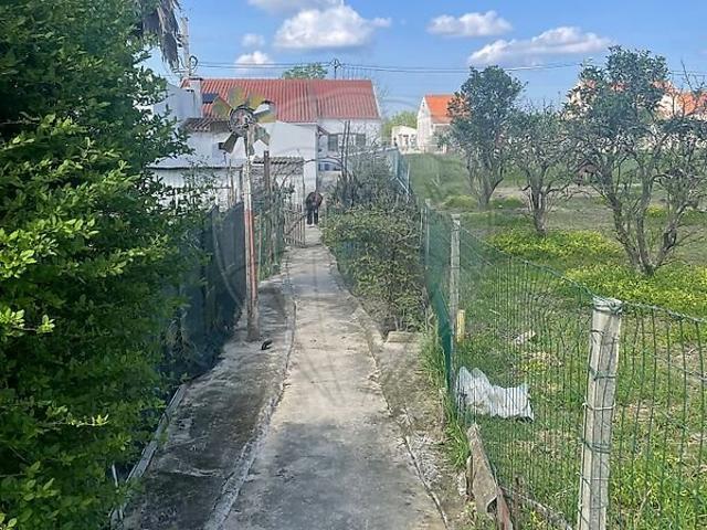 Moradia T4 à venda em Pegões, Montijo RE/MAX Portugal