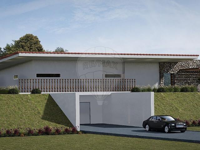 Moradia T4 à venda em Pêro Viseu, Fundão RE/MAX Portugal