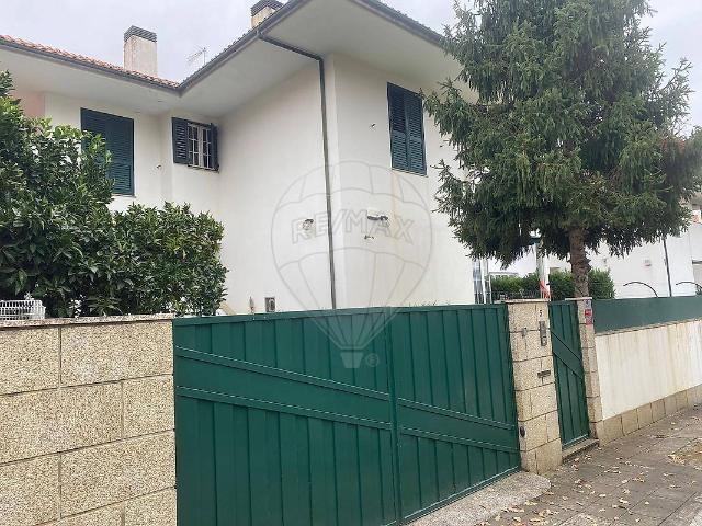 Moradia T4 à venda em Peso da Régua e Godim, Peso da Régua RE/MAX Portugal