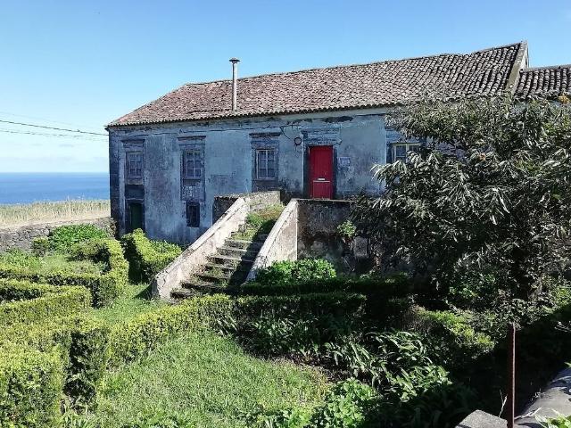 Moradia T4 à venda em Pilar da Bretanha, Ponta Delgada RE/MAX Portugal