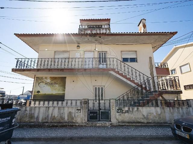 Moradia T4 à venda em Quinta do Conde, Sesimbra RE/MAX Portugal