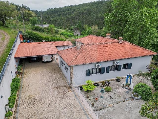 Moradia T4 à venda em Raiva, Pedorido e Paraíso, Castelo de Paiva RE/MAX Portugal