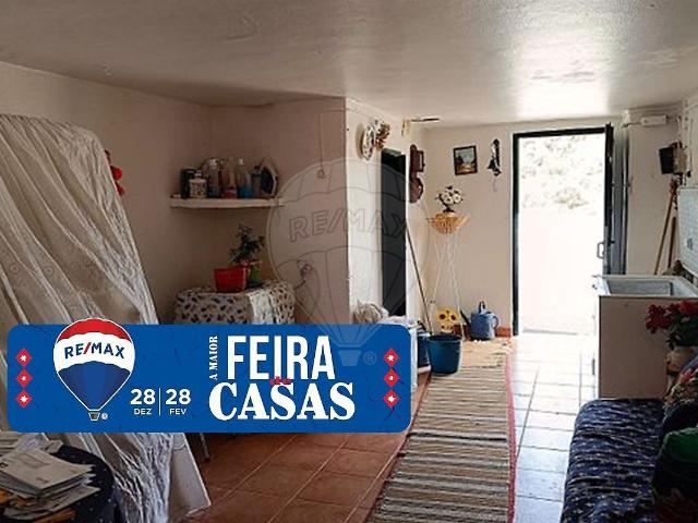Moradia T4 à venda em Torres Novas
