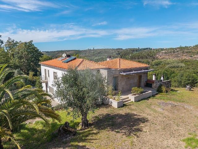 Moradia T4 à venda em Travanca de Lagos, Oliveira do Hospital RE/MAX Portugal