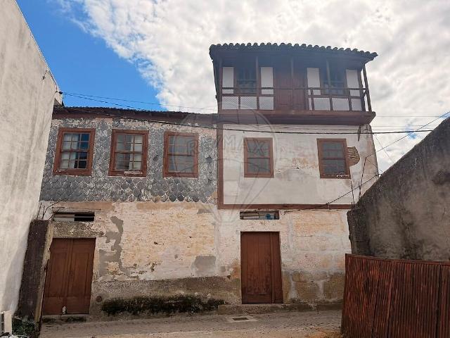Moradia T4 à venda em Vacalar, Armamar RE/MAX Portugal