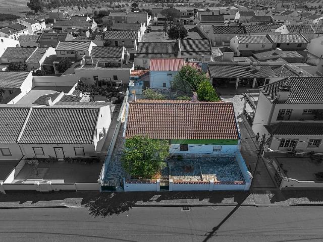 Moradia T4 à venda em Vaiamonte, Monforte RE/MAX Portugal