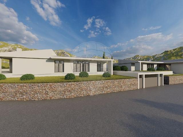 Moradia T4 à venda em Venade e Azevedo, Caminha RE/MAX Portugal
