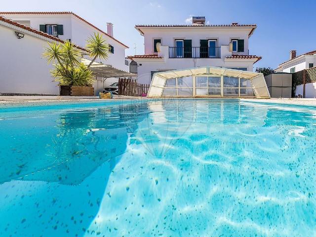 Moradia T4 à venda em Venda do Pinheiro e Santo Estêvão das Galés, Mafra RE/MAX Portugal