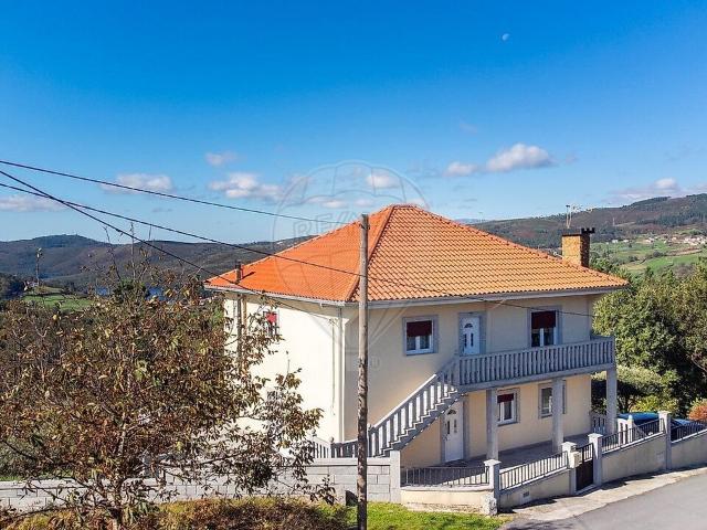 Moradia T4 à venda em Venda Nova e Pondras, Montalegre RE/MAX Portugal