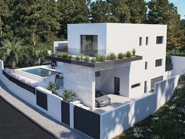 Moradia T4 à venda em Vila Franca de Xira, Vila Franca de Xira RE/MAX Portugal