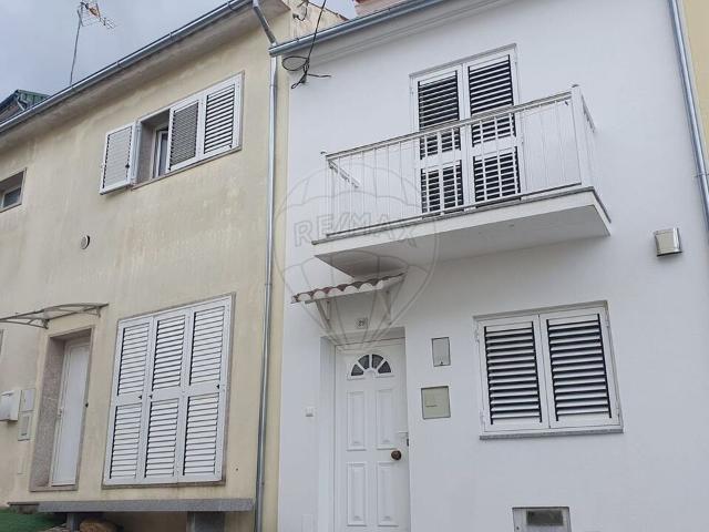 Moradia T4 à venda em Carção, Vimioso RE/MAX Portugal
