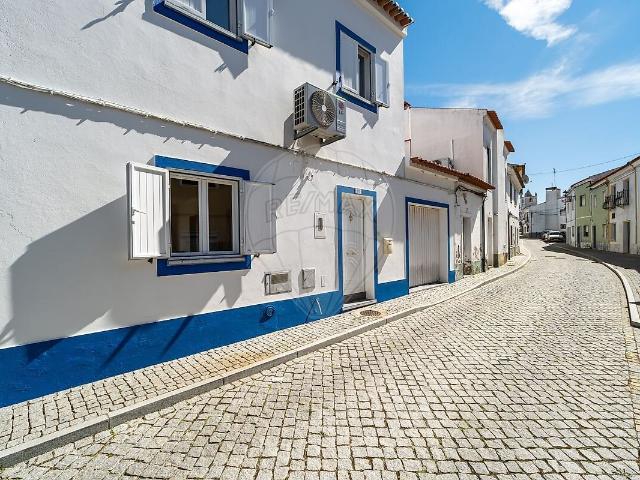 Moradia T4 à venda em Vimieiro, Arraiolos RE/MAX Portugal