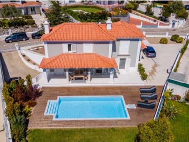 Moradia T4 Beloura, Penha Longa, Sintra | Piscina | Renovada 2022