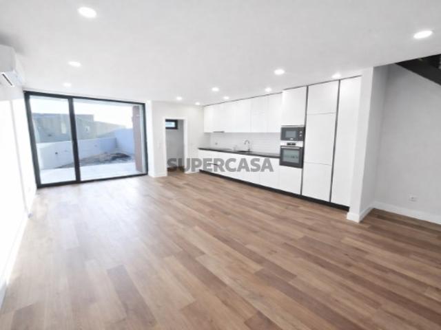 Moradia T4 c/ Jardim Aradas | Aveiro