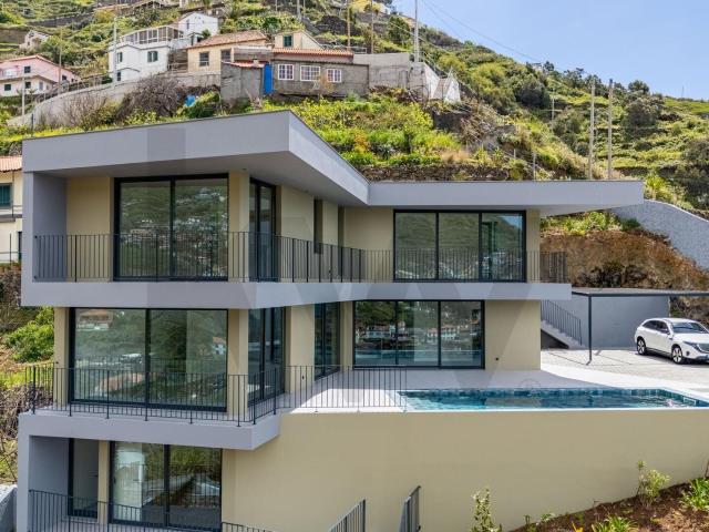 Moradia T4 Campanário 196m² Campanário