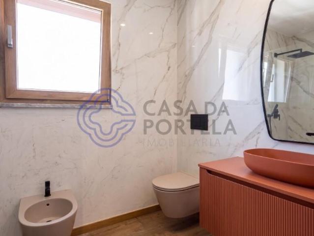 Moradia T4 com3 suites isolada