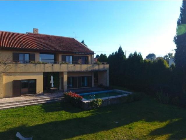 Moradia T4 com 4.200 m² de terreno, piscina e total privacidade em Águeda