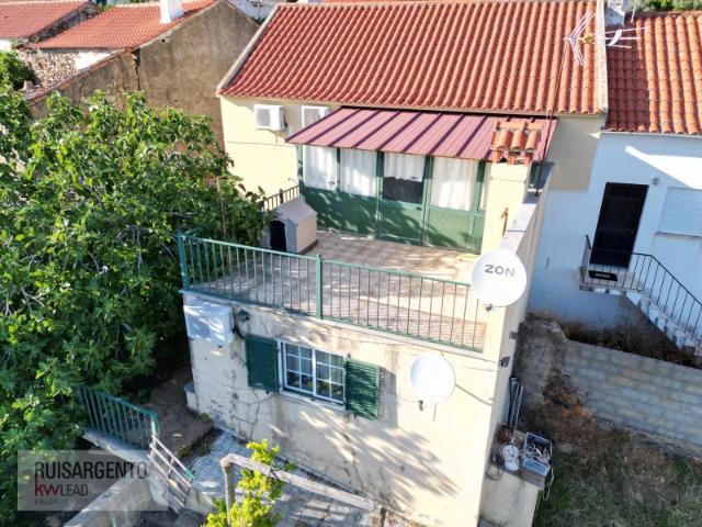 Moradia T4 com Terraço e Espaço Exterior