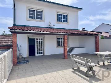 Moradia T4 com Terraço | São Martinho do Bispo 140m² Coimbra Sé Nova, Santa Cruz, Almedina e São Bartolomeu