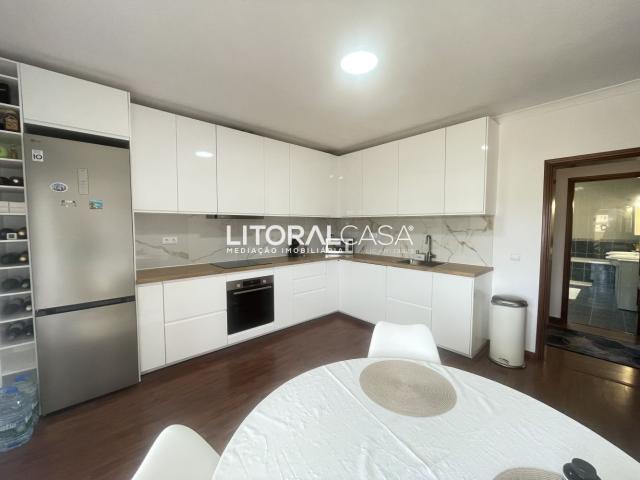 Moradia T4 com terreno em Mira
