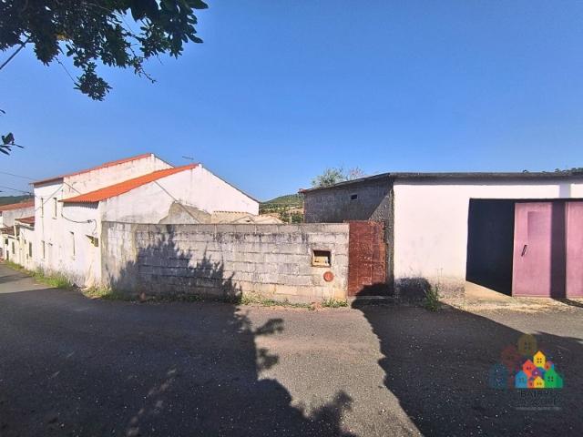 Refúgio Rural com Moradia T4 e Excelentes Acessos