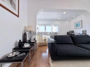 Moradia T4 com Terreno