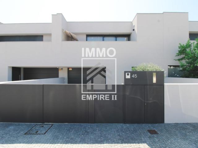 Moradia T4 com Vista Mar + Anexo Independente | Vila Chã Vila do Conde