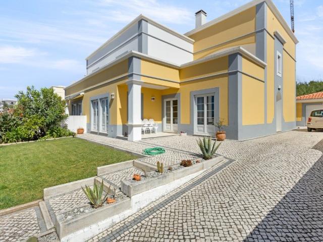 Moradia excepcional com vista mar, perto da praia e de todas. 193m² da Lourinhã e Atalaia