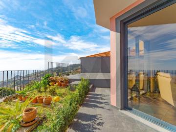 Villa T4 Vista Panorâmica | Estreito de Câmara de Lobos 148m² Estreito De Câmara De Lobos