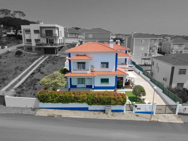 Moradia T4 com Anexo T1 Independente | Entre Mafra e a Ericeira