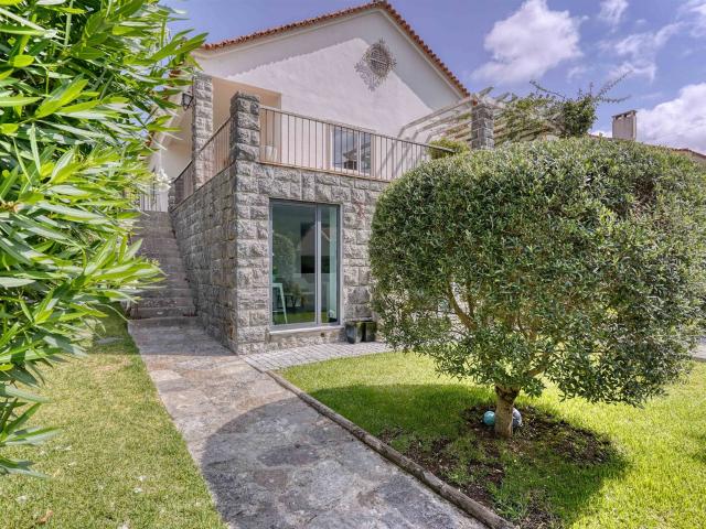 Moradia T4 com Jardim e Vista para Monserrate | Galamares, S. 199m² Sintra São Martinho