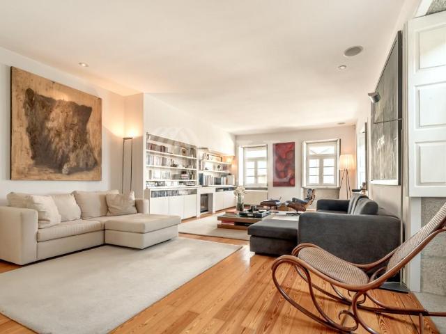Moradia T4 com jardim e garagem, na Foz Velha, Porto 0m² Aldoar, Foz do Douro e Nevogilde