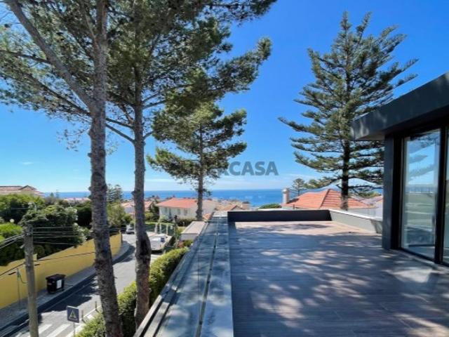 Moradia T4 com jardim e piscina no Estoril, Cascais