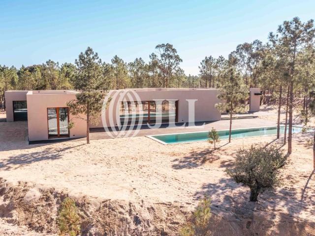 Moradia T4 e pool hoouse T2, no Melides Villas, em Melides 0m² Carvalhal