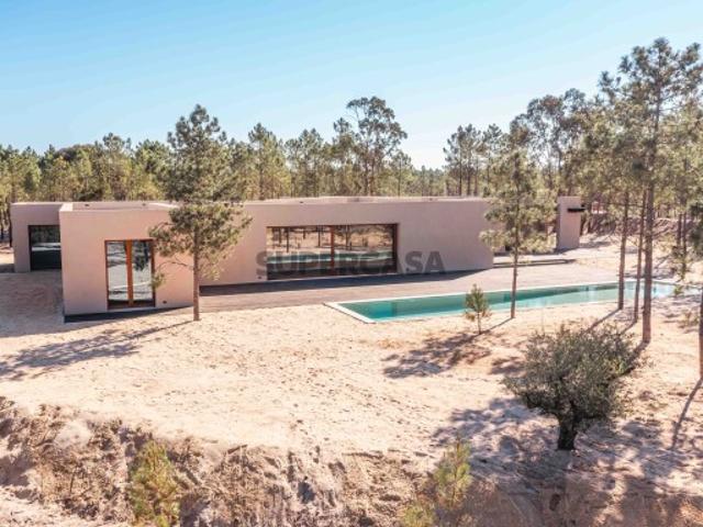 Moradia T4 e pool hoouse T2, no Melides Villas, em Melides