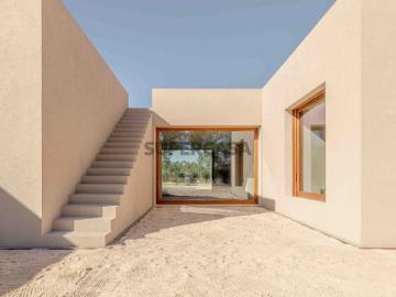 Moradia T4 com piscina, no Melides Villas, na zona da Comporta