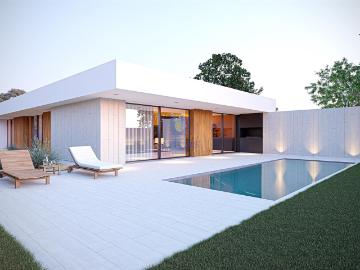 Moradia T4 com Piscina Aquecida e Garagem, inserida em Condo. 212m² Óbidos Santa Maria