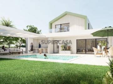 Moradia T4 com piscina Bº Sra. da Luz Óbidos