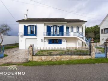 Moradia T4 com piscina coberta aquecida e terreno Helenos, Ilha, Pombal