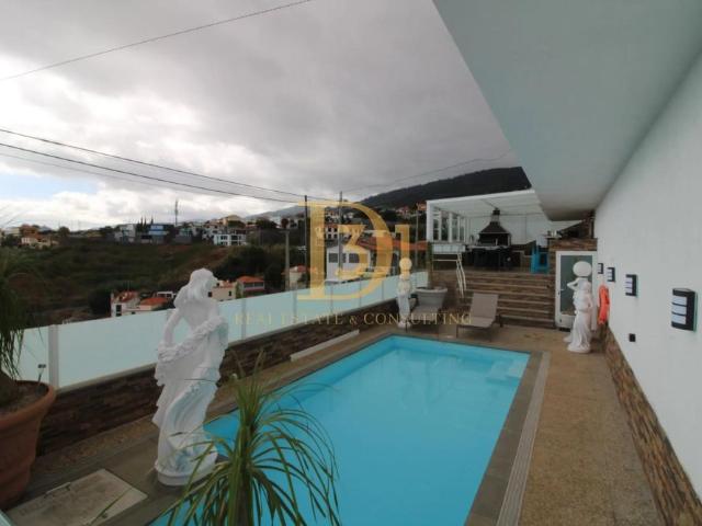 Moradia T4 com piscina e vista mar Monte, Funchal Arrendamento de longa duração