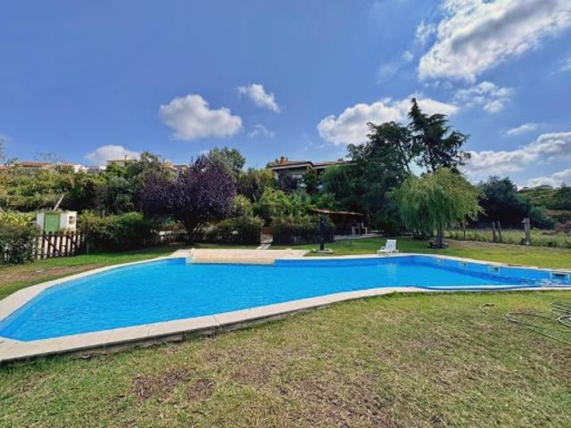 Moradia T4 com piscina, em Melroeira, Torres Vedras