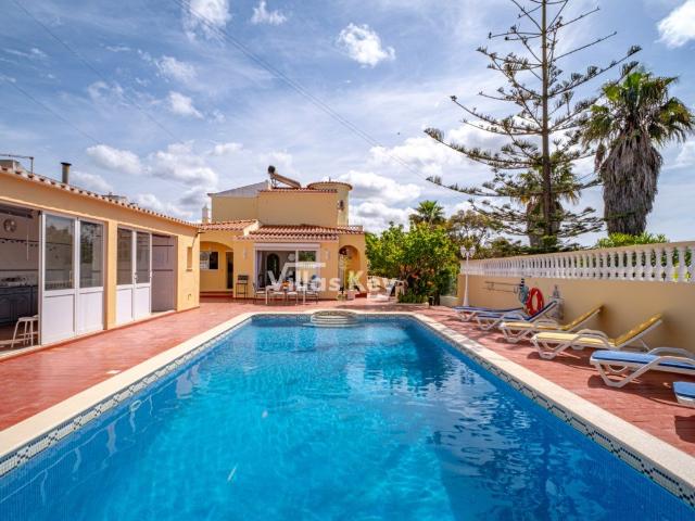 Moradia T4 com piscina em Carvoeiro 204m² Lagoa e Carvoeiro