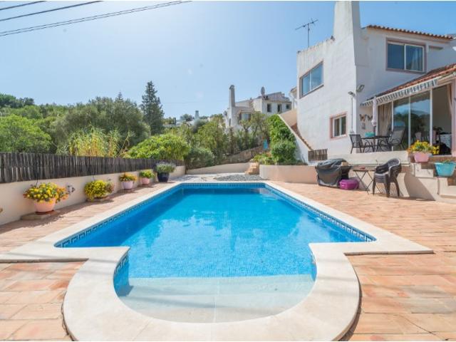 Moradia T4 com piscina em S. Brás de Alportel