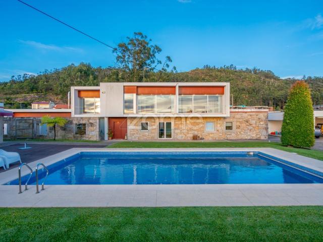 Moradia T4 com piscina | Esposende