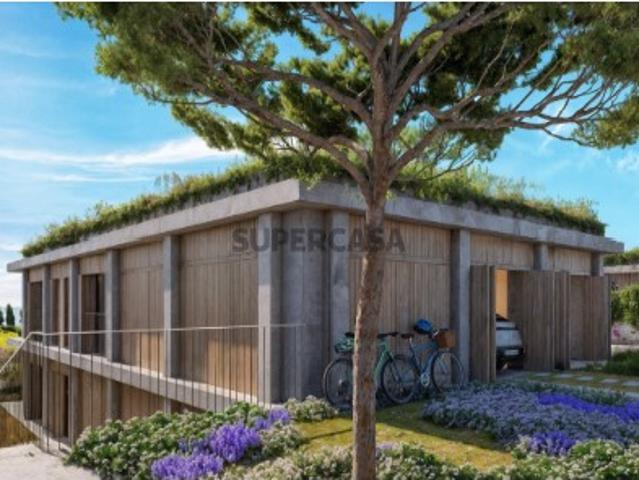 Moradia T4 com Piscina Privativa | Condomínio de Luxo | Costa da Caparica