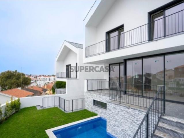 MORADIA T4 COM PISCINA PRIVATIVA | CONDOMÍNIO EXCLUSIVO | AMOREIRA, CASCAIS